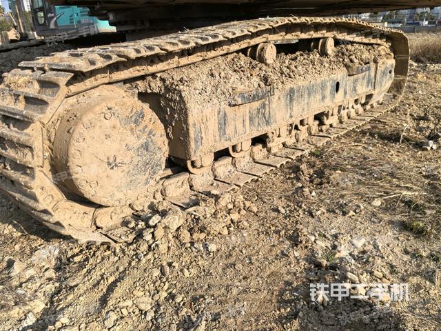 左側履帶整體?（行走機構）