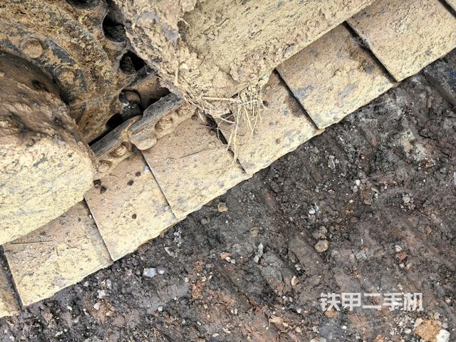 左側(cè)行走馬達(dá)蓋板（行走機(jī)構(gòu)）