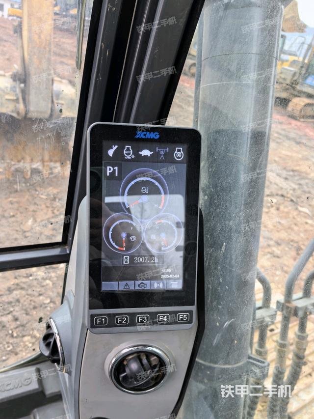 顯示屏?（駕駛室部分）