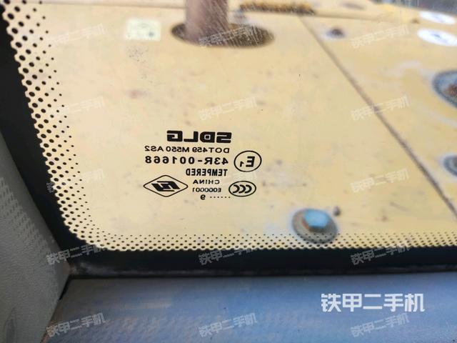 后窗玻璃角標(biāo)(駕駛室部分) 后窗玻璃角標(biāo)(駕駛室部分)