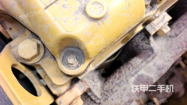 氣門室蓋螺絲特寫(上車部件) 氣門室蓋螺絲特寫(上車部件)