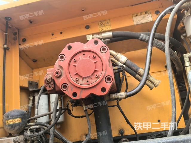 液壓泵室（大件艙室）