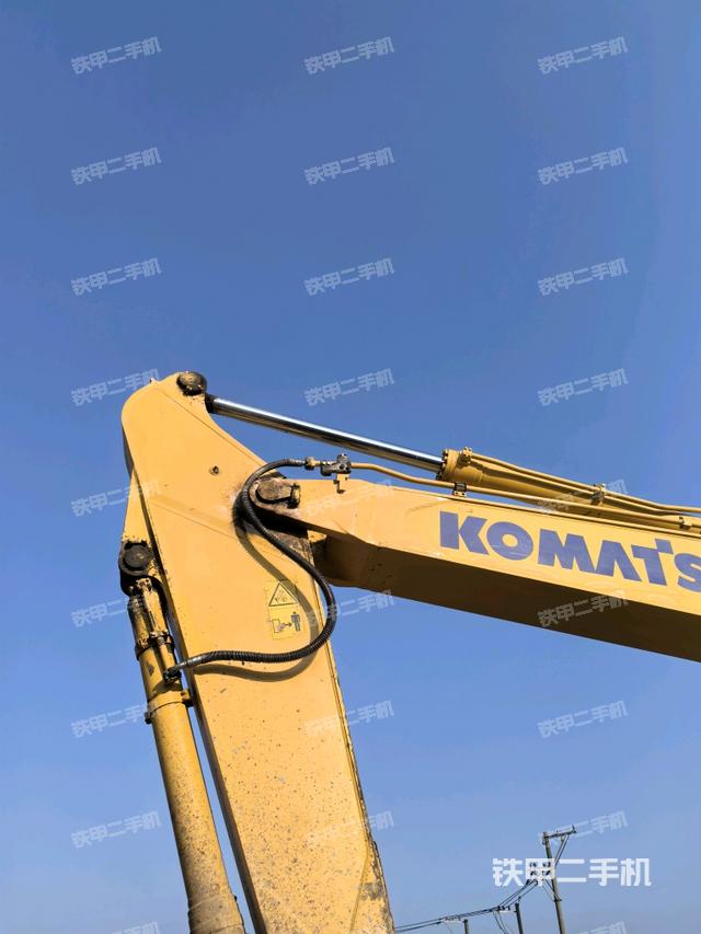 小臂整體右前（工作和回轉裝置）