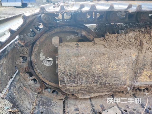 右側(cè)履帶整體?(行走機(jī)構(gòu)) 右側(cè)履帶整體?(行走機(jī)構(gòu))