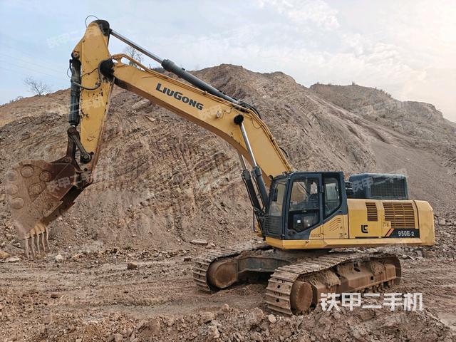 柳工CLG950E挖掘機(jī)