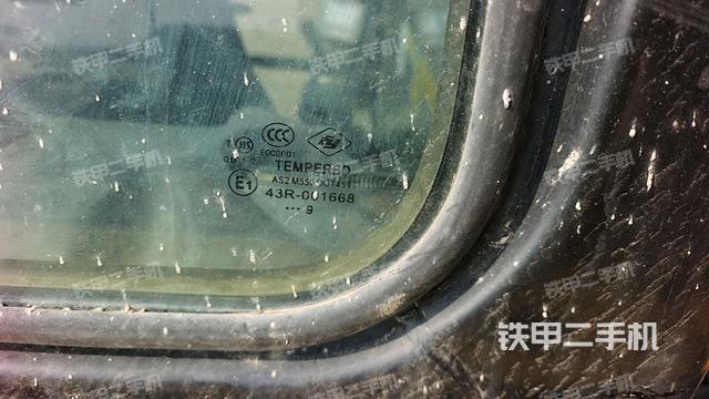 后窗玻璃角標(biāo)(駕駛室部分) 后窗玻璃角標(biāo)(駕駛室部分)