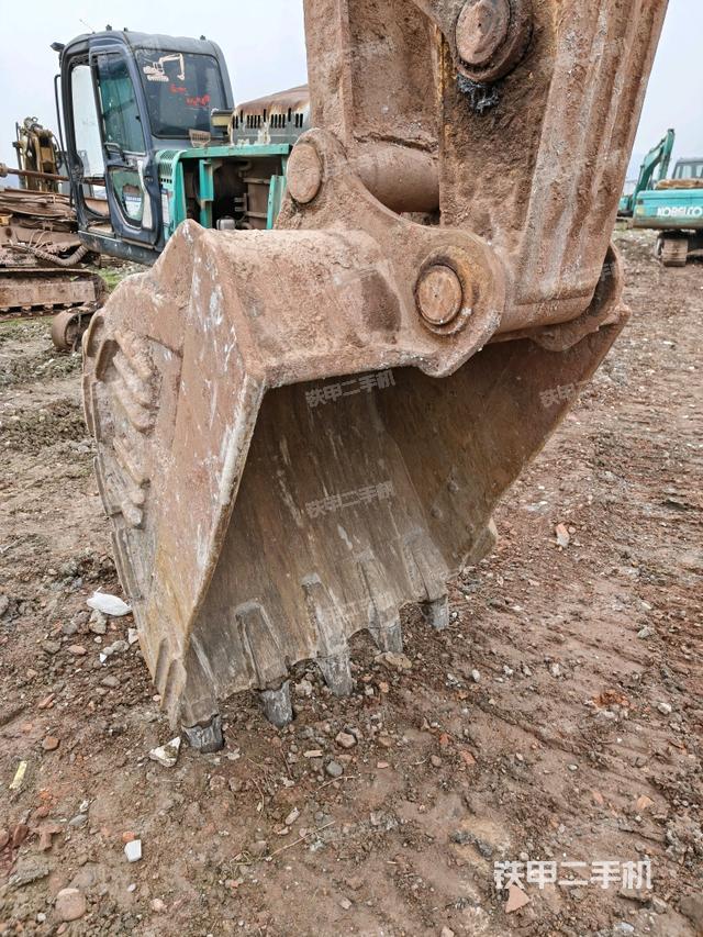 大臂整體?右側(cè)（工作和回轉(zhuǎn)裝置）