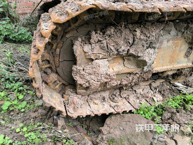 右側(cè)行走馬達(dá)蓋板(行走機(jī)構(gòu)) 右側(cè)行走馬達(dá)蓋板(行走機(jī)構(gòu))