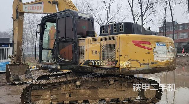 驾驶室整体（整机外观）