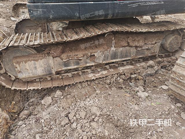 單側(cè)履帶整體（整機(jī)外觀）