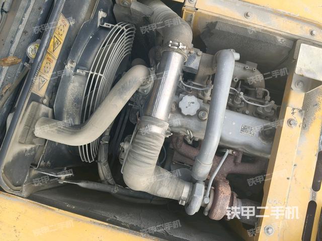發(fā)動(dòng)機(jī)室(上車部件) 發(fā)動(dòng)機(jī)室(上車部件)
