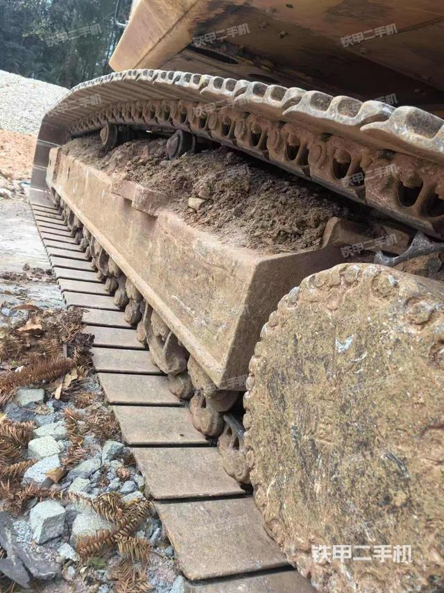 單側(cè)履帶整體（整機外觀）