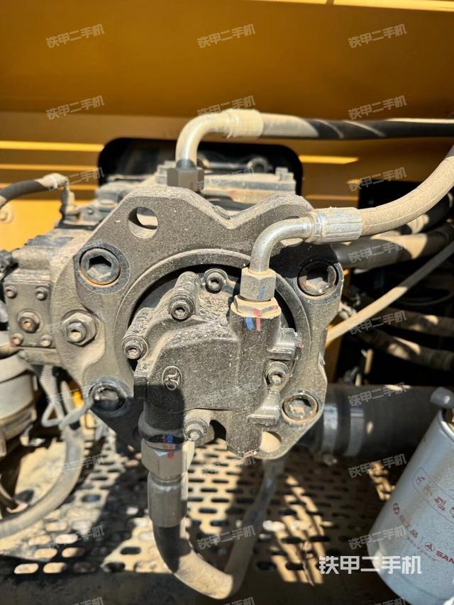 散熱器正面（大件艙室）