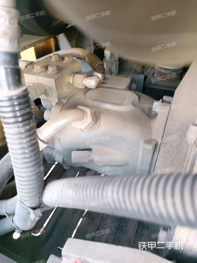 液壓泵室（大件艙室）