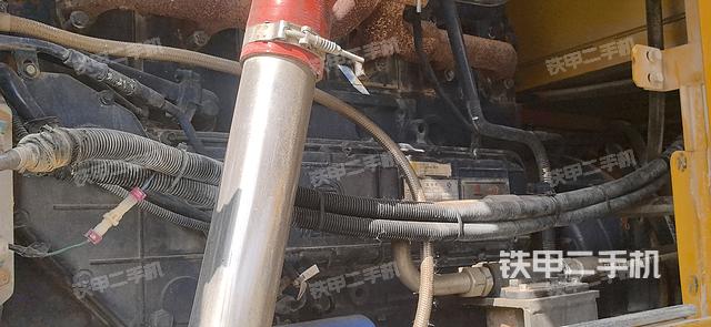 發(fā)動機(jī)右側(cè)(整機(jī)外觀及大件) 發(fā)動機(jī)右側(cè)(整機(jī)外觀及大件)