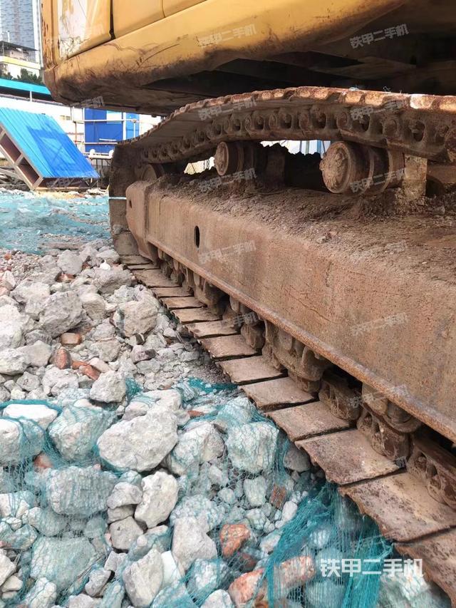 单侧履带整体（整机外观）