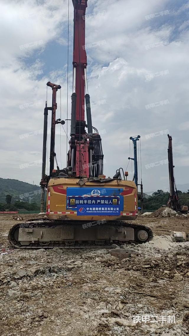 整機(jī)右后45°（設(shè)備外觀及核心部件）