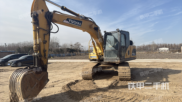 玉柴YC135-9挖掘机
