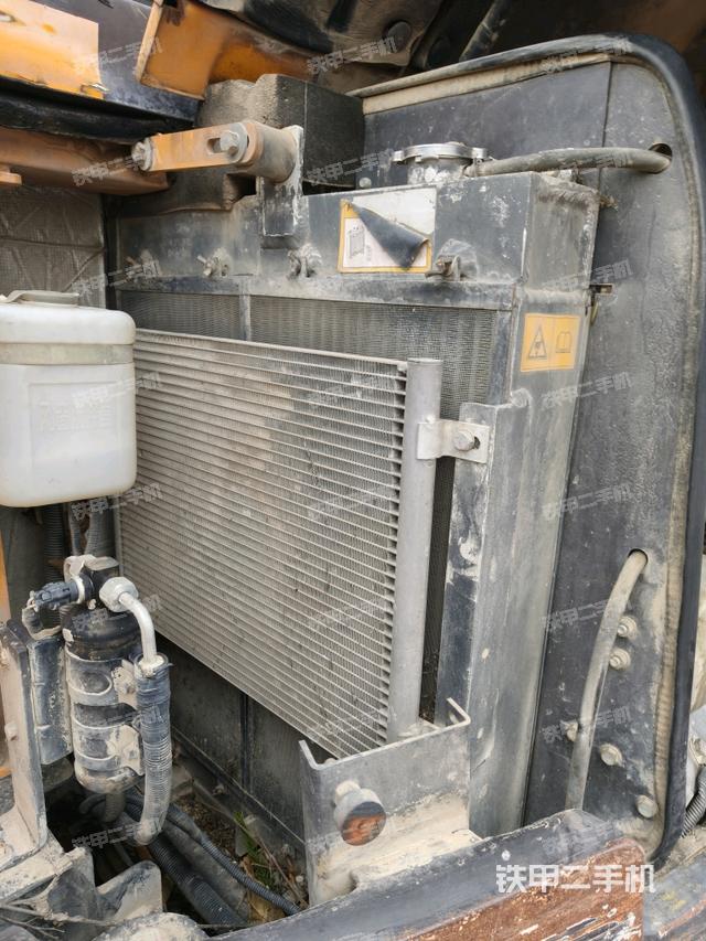 散熱器室(大件艙室) 散熱器室(大件艙室)