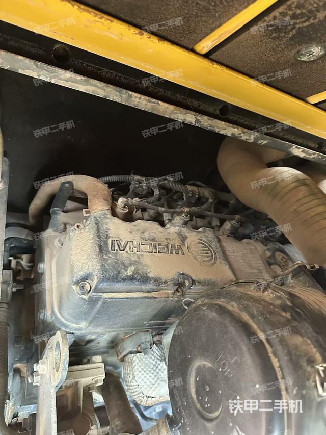 发动机整体俯视（整机外观）