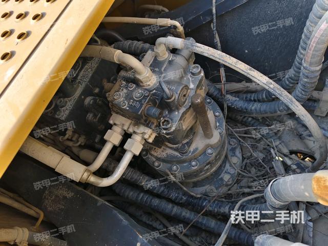 回轉(zhuǎn)馬達(dá)（上車部件）