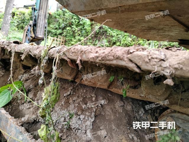 左侧行走马达盖板（行走机构）