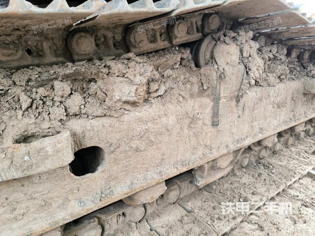 右側(cè)行走馬達(dá)蓋板（行走機(jī)構(gòu)）