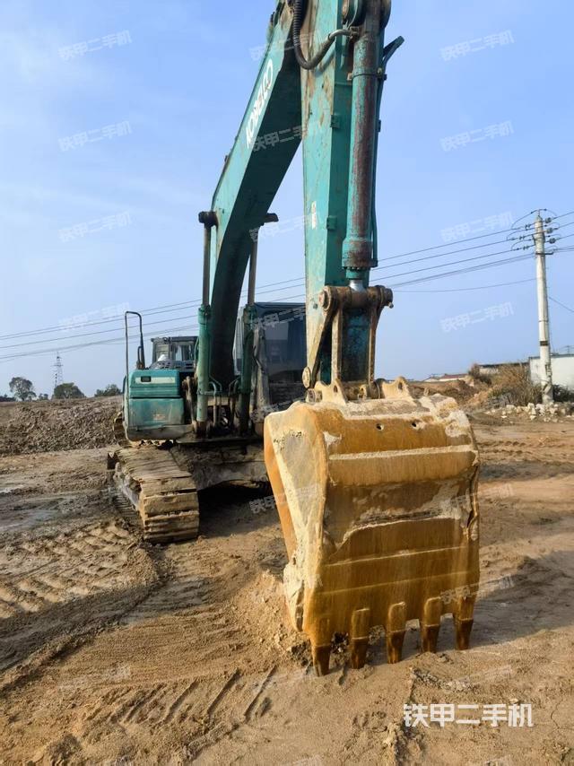 右前45(整機(jī)外觀) 右前45(整機(jī)外觀)