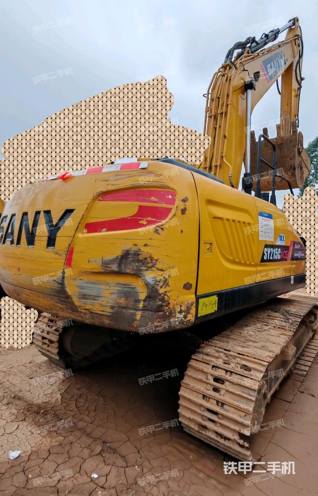 整機(jī)右后45°(整機(jī)外觀) 整機(jī)右后45°(整機(jī)外觀)