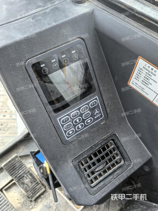 顯示屏?（駕駛室部分）