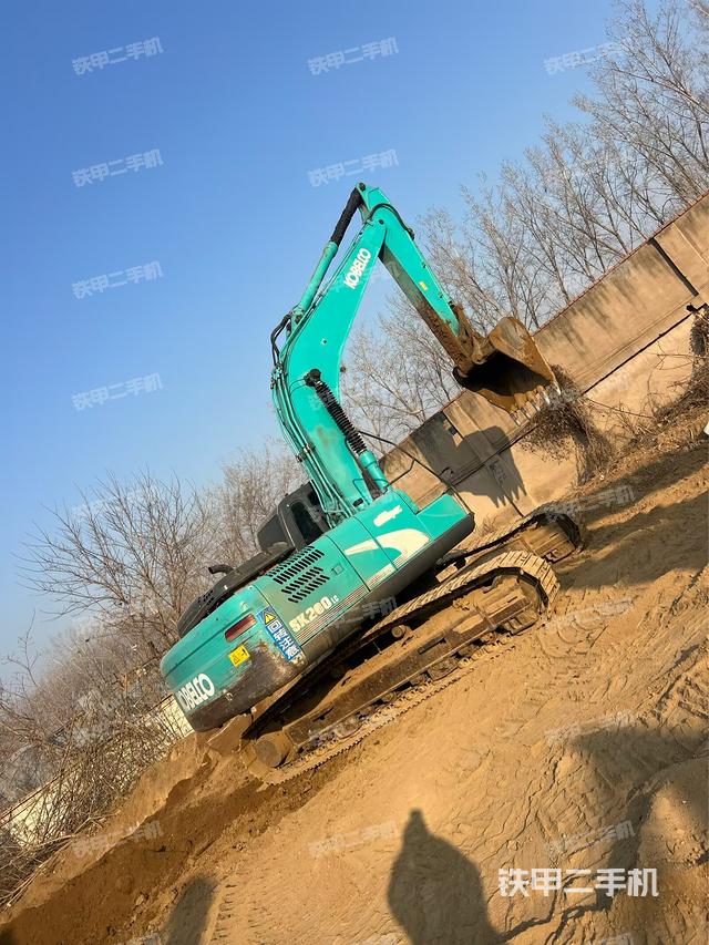 整機(jī)右后45°(整機(jī)外觀) 整機(jī)右后45°(整機(jī)外觀)