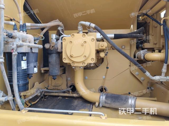液壓泵室(大件艙室) 液壓泵室(大件艙室)