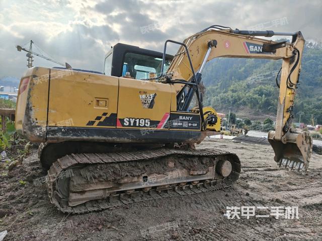 右后45（整機(jī)外觀）