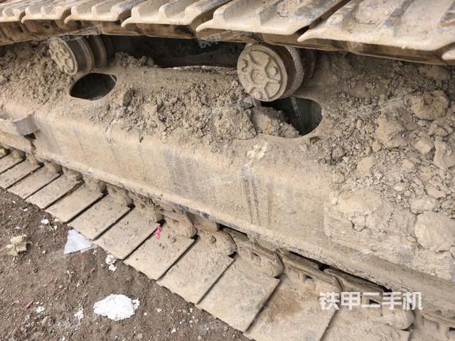 左側(cè)行走馬達蓋板(行走機構(gòu)) 左側(cè)行走馬達蓋板(行走機構(gòu))