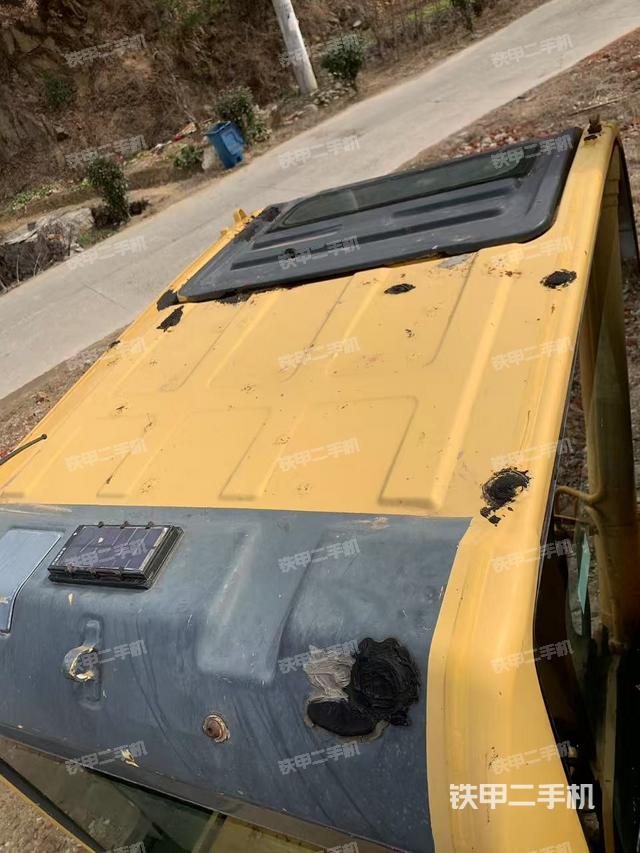 駕駛室頂部（整機(jī)外觀）