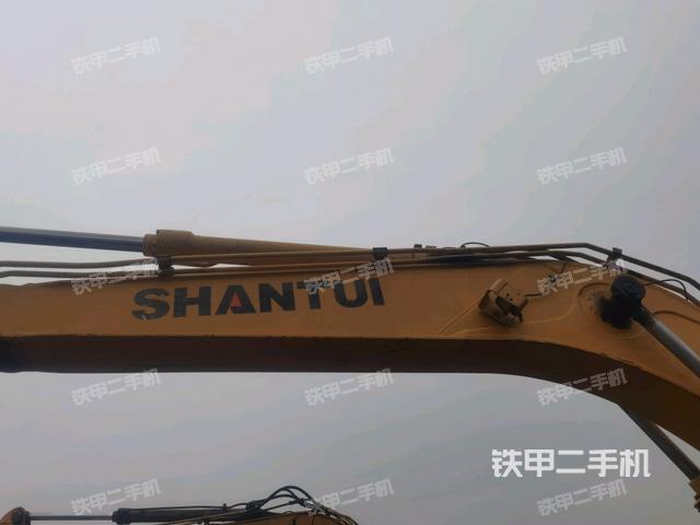 大臂油缸整體?豎拍(工作和回轉裝置) 大臂油缸整體?豎拍(工作和回轉裝置)
