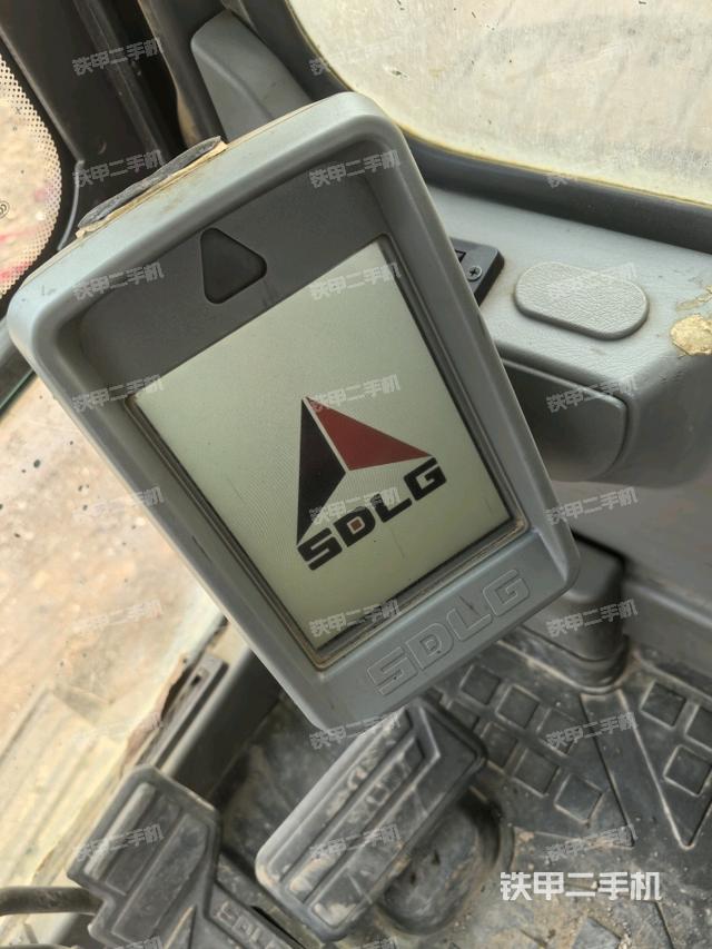 顯示屏?(駕駛室部分) 顯示屏?(駕駛室部分)