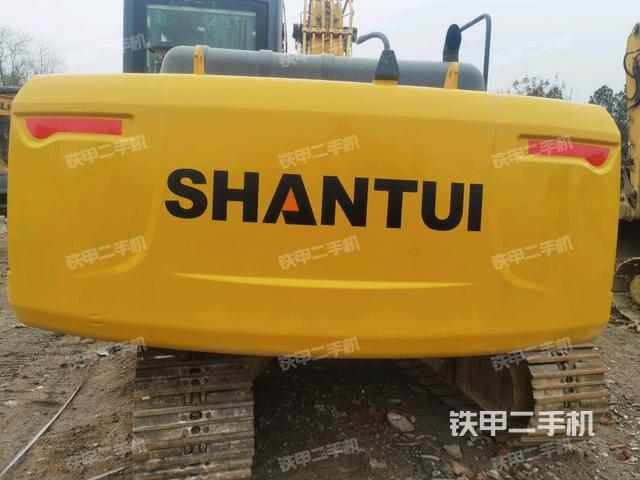 右前45(整機外觀) 右前45(整機外觀)