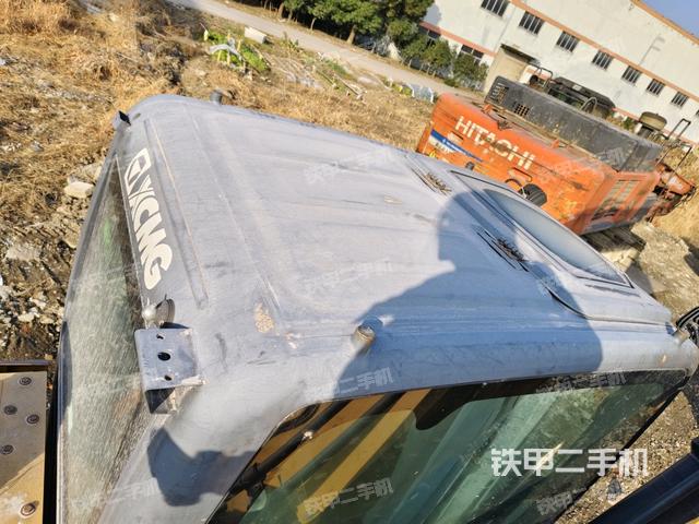 駕駛室頂部俯視（上車部件）