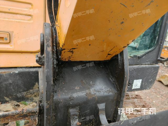 大臂根部?斜(工作和回轉裝置) 大臂根部?斜(工作和回轉裝置)