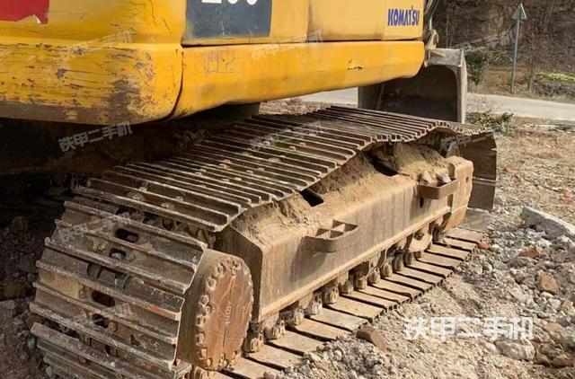 單側(cè)履帶整體（整機(jī)外觀）