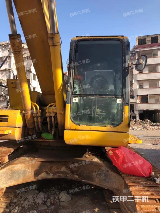 驾驶室整体（整机外观）