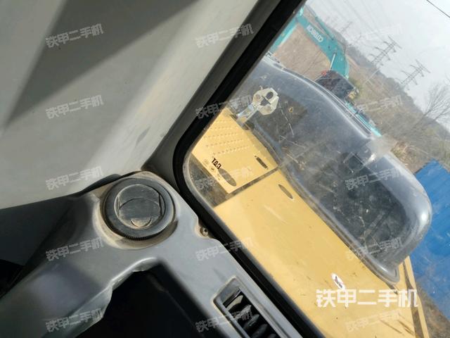 后窗玻璃角標(biāo)(駕駛室部分) 后窗玻璃角標(biāo)(駕駛室部分)
