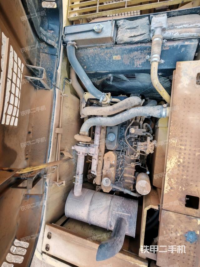 發(fā)動(dòng)機(jī)整體俯視（整機(jī)外觀）