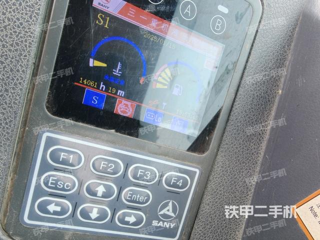 小時表(駕駛室部分) 小時表(駕駛室部分)