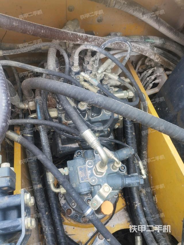 發(fā)動機室(上車部件) 發(fā)動機室(上車部件)