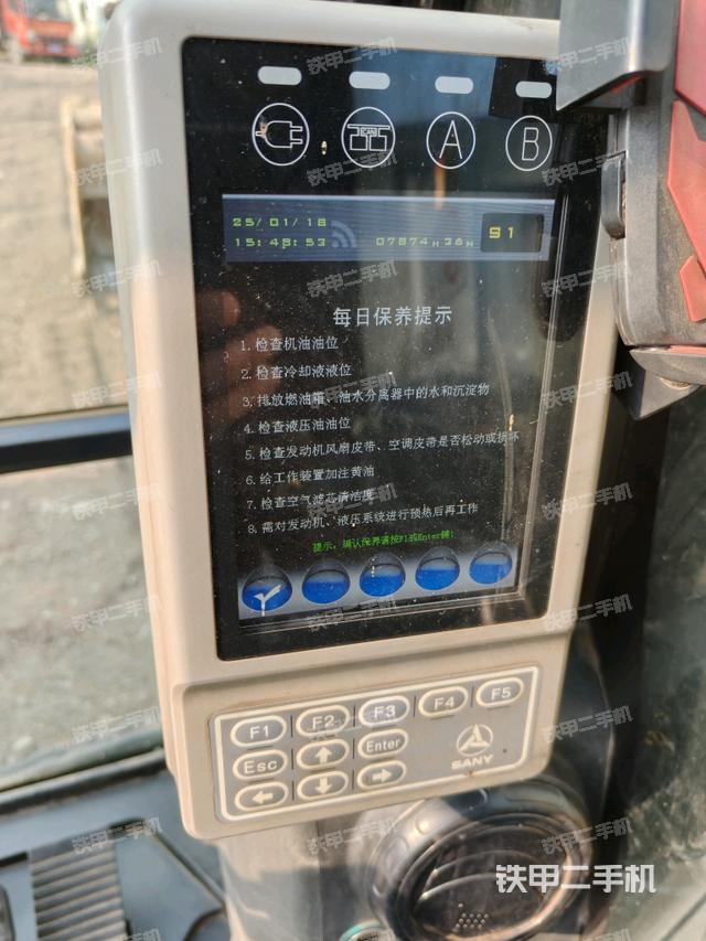 右側(cè)玻璃角標(biāo)（駕駛室部分）