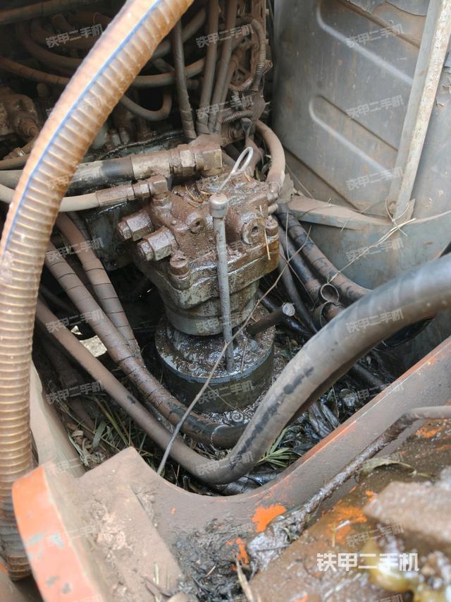 回轉(zhuǎn)馬達(dá)（上車(chē)部件）