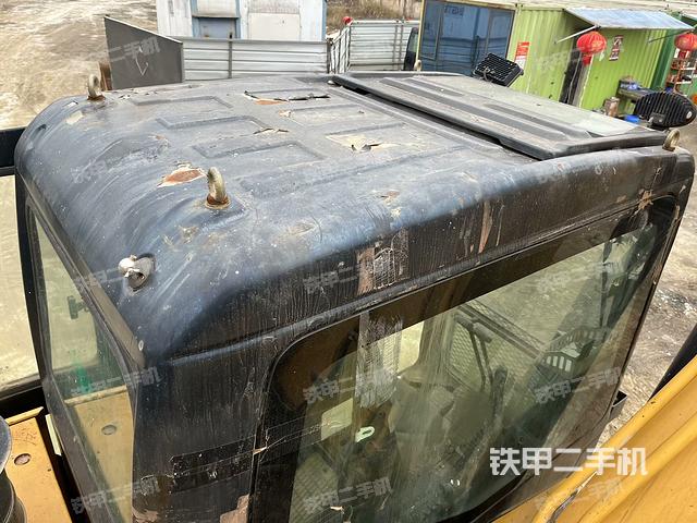 駕駛室頂部俯視（上車部件）