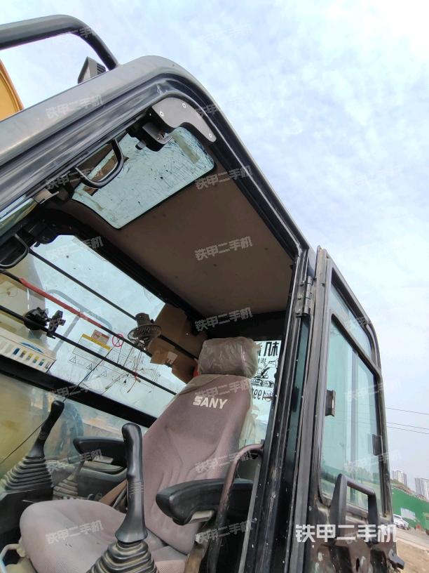 頂棚整體（駕駛室部分）